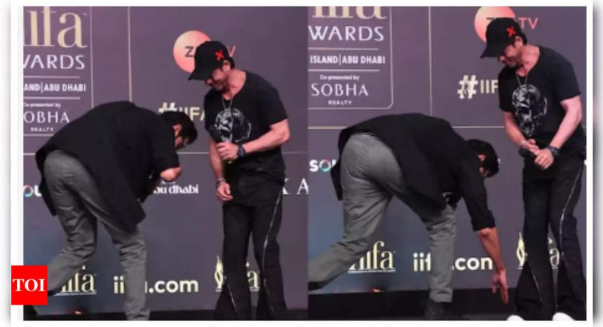 Rana Daggubati touches Shah Rukh Khan's feet at an event; ' We are fully South Indian, that's how....' | Hindi Movie News