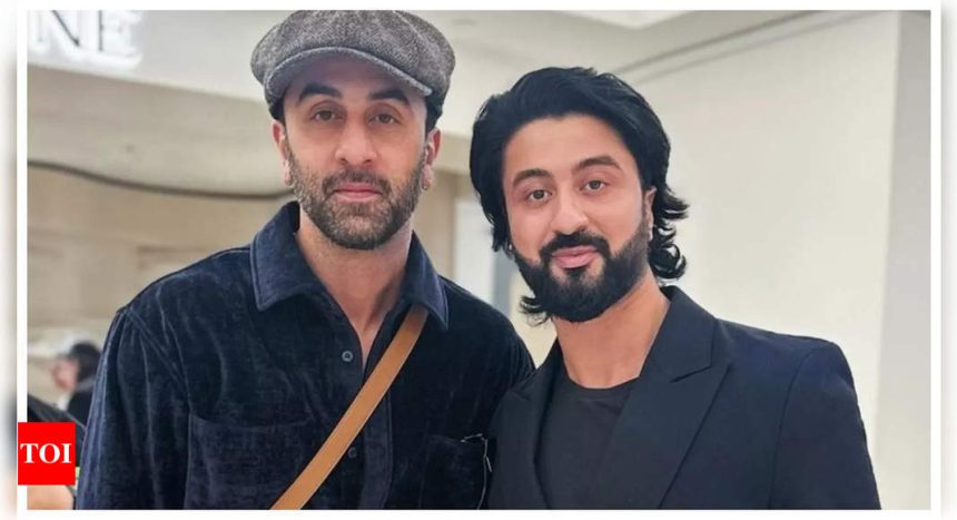 Ranbir Kapoor rocks a salt and pepper look while shopping in Paris ahead of wife Alia Bhatt's ramp walk: Pics |