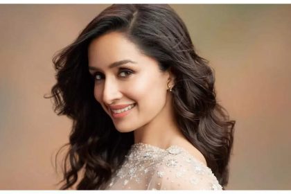 ‘Stree 2’ star Shraddha Kapoor engages in yet another fun fan chat and it is simply too good to miss |