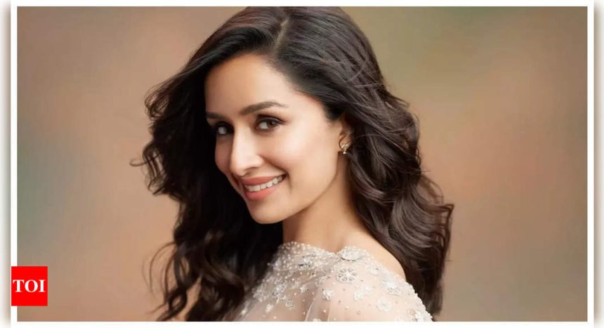 ‘Stree 2’ star Shraddha Kapoor engages in yet another fun fan chat and it is simply too good to miss |