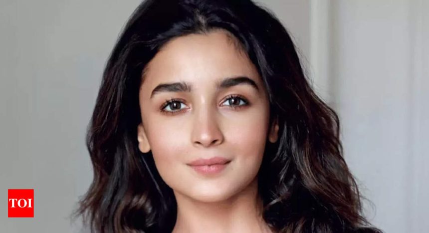 Alia Bhatt acknowledges PR can’t fix a bad film; Says, 'Success isn’t all about promotions. | Hindi Movie News