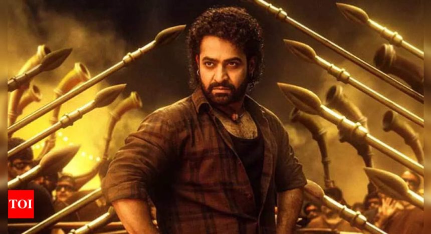 Devara (Hindi) box office collection day 4: Jr NTR's film faces a sharp drop on Monday, to earn Rs 4 crore | Hindi Movie News