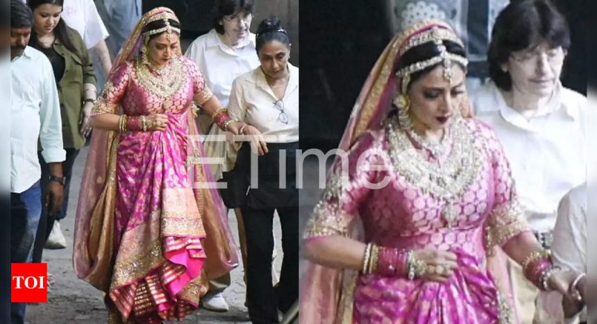 Exclusive PICS - Rekha spotting shooting in the city, looks ethereal in an all pink outfit | Hindi Movie News