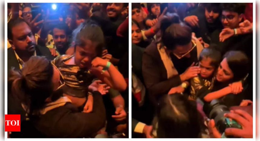 Ranveer Singh gets into Super-Dad mode, swoops in to protect child from crowd at 'Singham Again' trailer launch |