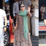 'Singham Again' stars Ajay Devgn, Kareena Kapoor, Rohit Shetty spotted at airport as they jet off for Raavan Dahan in Delhi - Watch VIDEO