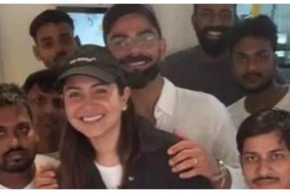 Anushka Sharma and Virat Kohli binge on dosas as they enjoy a quiet breakfast date in the city - Pic |