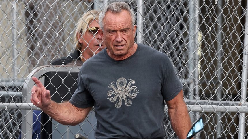 Robert F. Kennedy Jr. Works Out at Gold's Gym Day After Deep Frying Turkey