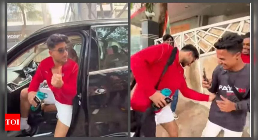 Ibrahim Ali Khan has a HILARIOUS reaction to paparazzi saying ‘Iska pant phat gaya hai'; fans say 'no celeb attitude' - WATCH video |