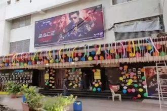 Iconic Chandan Cinema razed to the ground: Film experts reflect on its legacy as a Bollywood barometer - Exclusive | Hindi Movie News