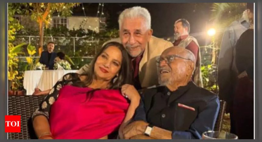 Shabana Azmi shares photo with her 'favourite actor' Naseeruddin Shah: 'Why aren’t more people casting us together?' |