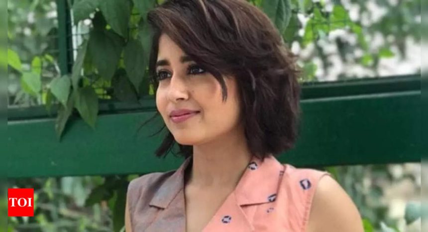 Shweta Tripathi confirms Divyenndu and Shriya Pilgaonkar aka Munna Bhaiya and Sweety Gupta’s return in 'Mirzapur: The Film': 'It’s set in a time when...' | Hindi Movie News