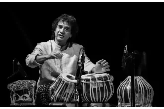 Zakir Hussain's first lesson in rhythm: When Alla Rakha replaced prayers with Tabla beats | Hindi Movie News