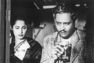 Kaagaz Ke Phool completes 66 years: 'It cannot be biographical because Guru Dutt had zero failures till that point,' says film historian Pavan Jha - Exclusive | Hindi Movie News