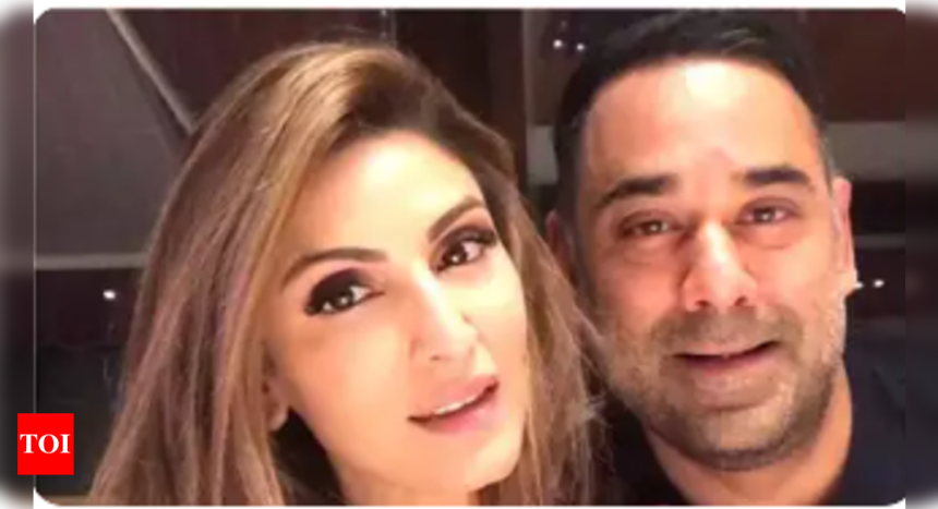 Riddhima Kapoor Sahni's anniversary post for husband Bharat features Rishi Kapoor, but can you spot THIS member of the Bachchan family? | Hindi Movie News