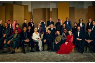 THIS photo of Shraddha Kapoor and Hrithik Roshan posing with Morgan Freeman, Sir Anthony Hopkins, Hans Zimmer is simply unmissable! |