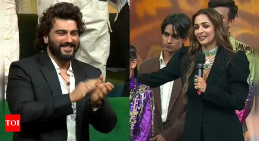 Malaika Arora's dance leaves ex-boyfriend Arjun Kapoor speechless, as he blushes and says, 'Meri bolti bandh ho chuki hai saalon se..I love these songs' - WATCH VIDEO | Hindi Movie News