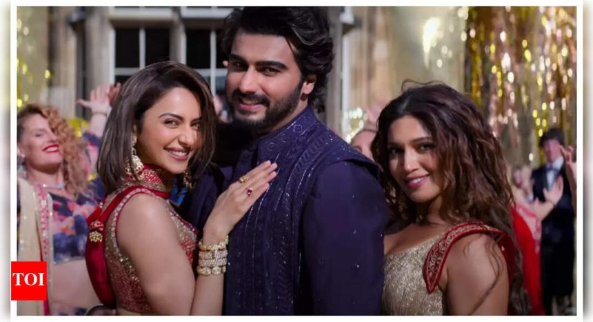 Mere Husband Ki Biwi Box Office Collection Day 2: Arjun Kapoor, Rakul Preet Singh, and Bhumi Pednekar starrer sees minimal growth on Saturday |