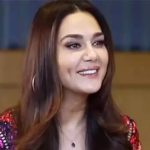 Preity Zinta’s fun reply to choosing between Shahrukh Khan and Saif Ali Khan goes viral | Hindi Movie News