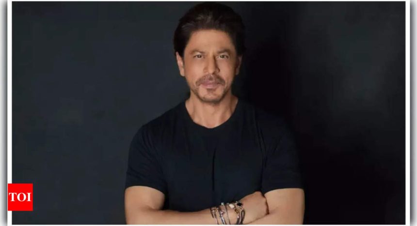 Shah Rukh Khan rents two luxurious duplex apartments in Mumbai for Rs 2.9 crore per year | Hindi Movie News