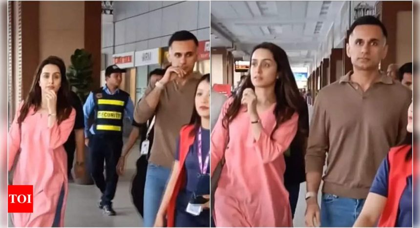 Shraddha Kapoor spotted with rumoured boyfriend Rahul Mody at Ahmedabad airport | Hindi Movie News