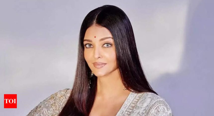 When Aishwarya Rai Bachchan quit a film after knowing that the producer has beaten his girlfriend Flora Saini, netizens called her a queen: ''I refuse to work with a woman beater'