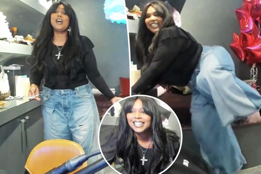 Lizzo twerks in new video after showing off dramatic weight loss