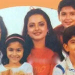 Rekha with Young Hrithik Roshan, Jugal Hansraj, Sunaina Roshan & Tanisha Mukerji - RARE PIC! | Hindi Movie News