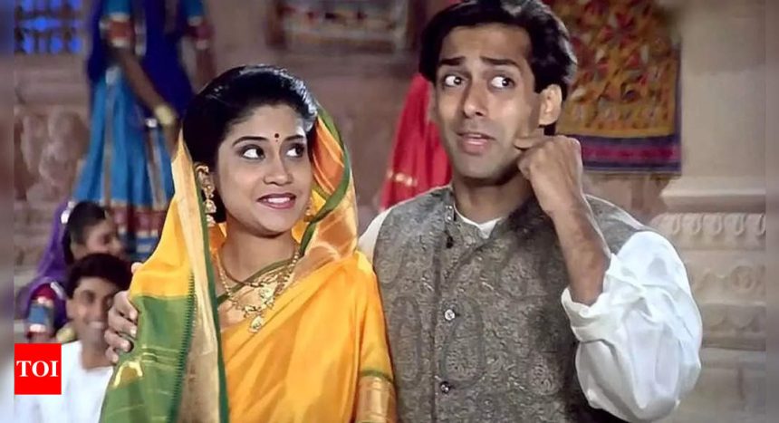 Renuka Shahane reveals Rajkumar Barjatya warned her against playing a ‘Bhabhi’ in Hum Aapke Hain Koun: 'You don’t know the industry...' | Hindi Movie News