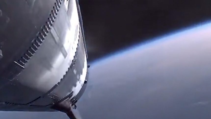 SpaceX's Starship Explodes During Flight, Debris Rains Down on Bahamas in Video